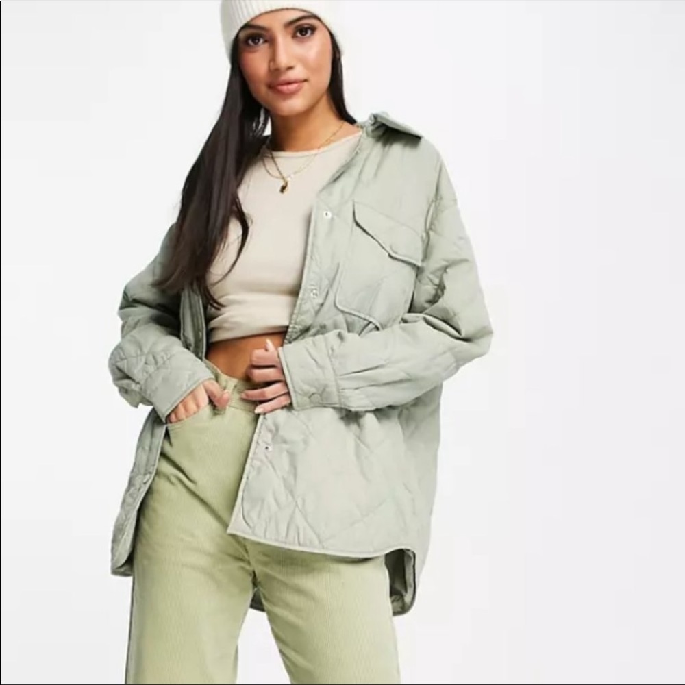 COPY - Abercrombie Sage Green Quilted Shirt Jacket Size Medium in great conditi…